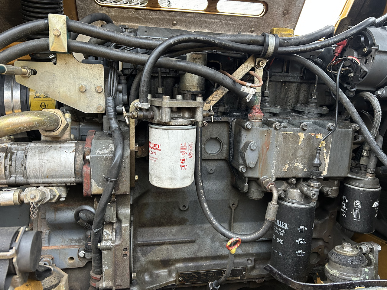 DEUTZ BF4M1013EC - Mootor - Ekskavaator: pilt 1 DEUTZ BF4M1013EC - Mootor - Ekskavaator: pilt 1