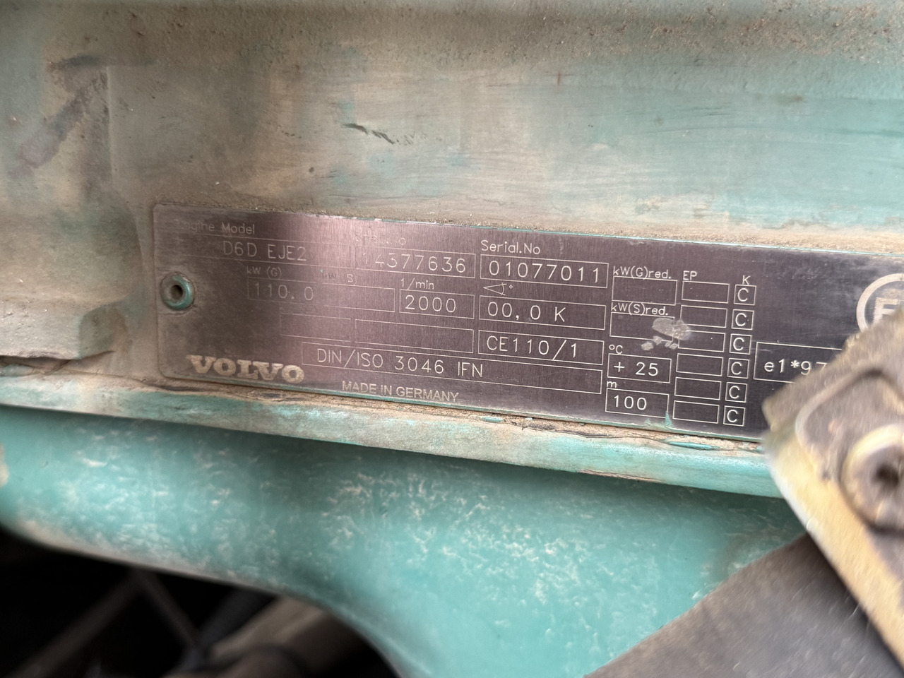 VOLVO D6D EJE2 - Mootor - Ekskavaator: pilt 2 VOLVO D6D EJE2 - Mootor - Ekskavaator: pilt 2