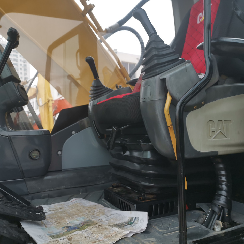 Caterpillar 320D - Lintekskavaator: pilt 5 Caterpillar 320D - Lintekskavaator: pilt 5