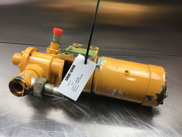Liebherr A900 B / A900 Li / A900C / A902 INDUSTRIAL / A902 Li - Kütusepump: pilt 1 Liebherr A900 B / A900 Li / A900C / A902 INDUSTRIAL / A902 Li - Kütusepump: pilt 1