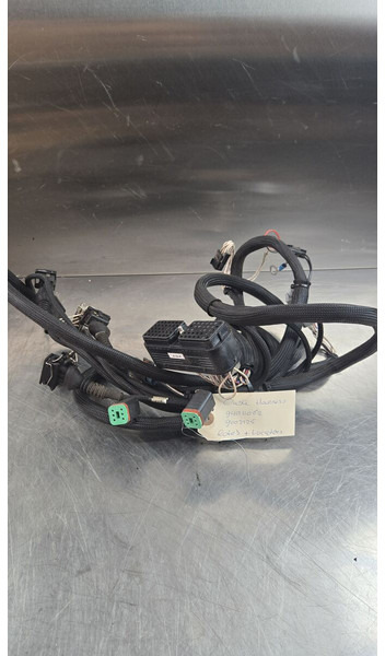 Liebherr A914 - Kaablid/ Juhtmestik: pilt 1 Liebherr A914 - Kaablid/ Juhtmestik: pilt 1