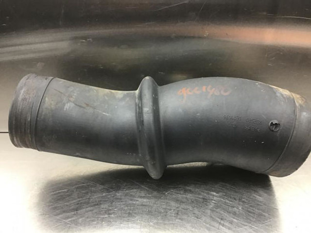 Liebherr Air Hose - Õhutoru: pilt 1 Liebherr Air Hose - Õhutoru: pilt 1