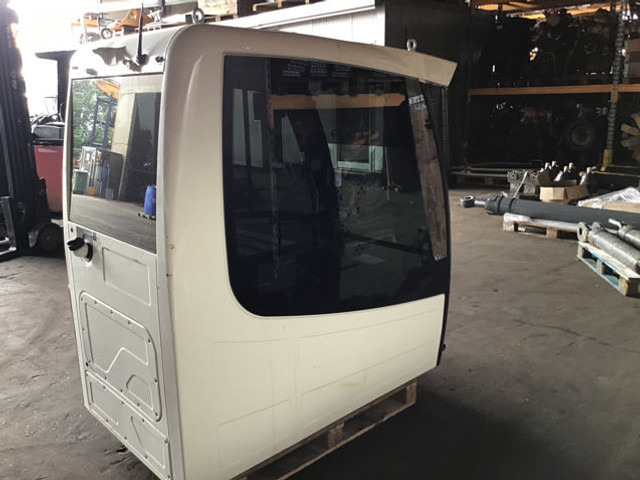 Kabiin ja interjöör Liebherr Cabin: pilt 7
