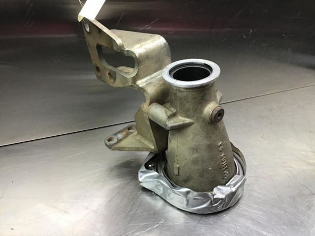 Liebherr Charge Air Line - Õhutoru: pilt 1 Liebherr Charge Air Line - Õhutoru: pilt 1