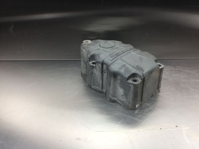 Mootor ja varuosad Liebherr Cylinderhead Cover: pilt 6