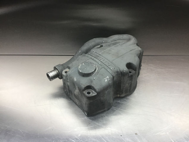 Liebherr Cylinderhead Cover - Silindriplokk: pilt 3 Liebherr Cylinderhead Cover - Silindriplokk: pilt 3
