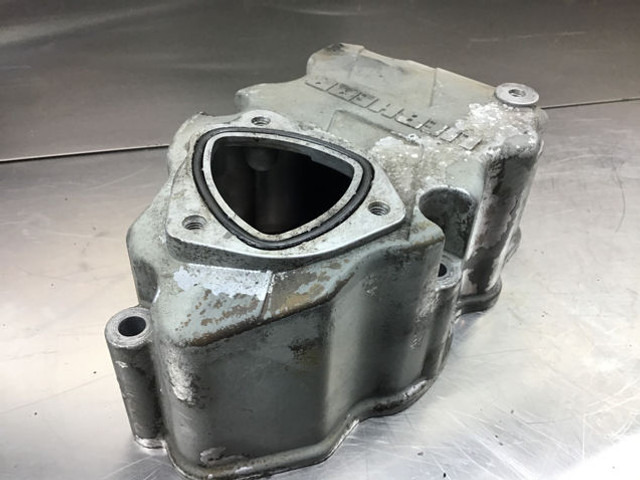 Liebherr Cylinderhead Cover - Silindriplokk: pilt 2 Liebherr Cylinderhead Cover - Silindriplokk: pilt 2