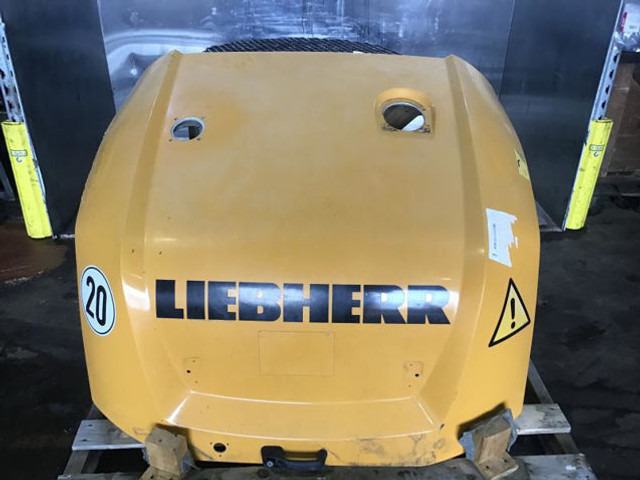 Liebherr Engine Hood - Kapotikaas: pilt 2 Liebherr Engine Hood - Kapotikaas: pilt 2