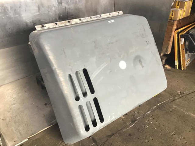 Liebherr Engine Hood - Kapotikaas: pilt 5 Liebherr Engine Hood - Kapotikaas: pilt 5