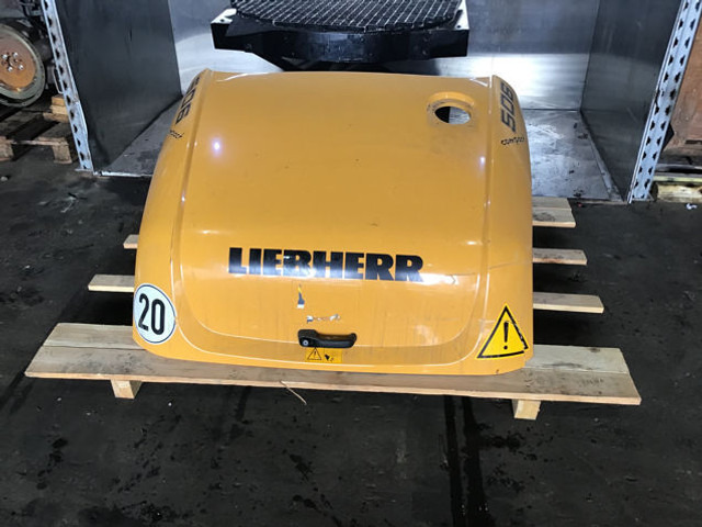Liebherr Engine Hood - Kapotikaas: pilt 1 Liebherr Engine Hood - Kapotikaas: pilt 1