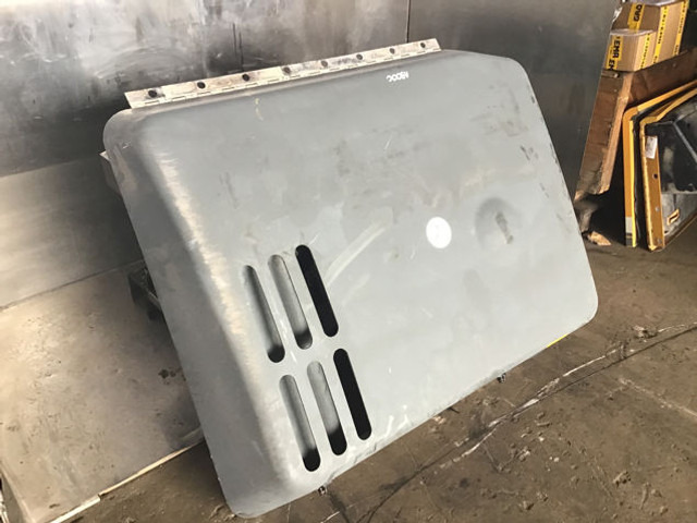Liebherr Engine Hood - Kapotikaas: pilt 3 Liebherr Engine Hood - Kapotikaas: pilt 3