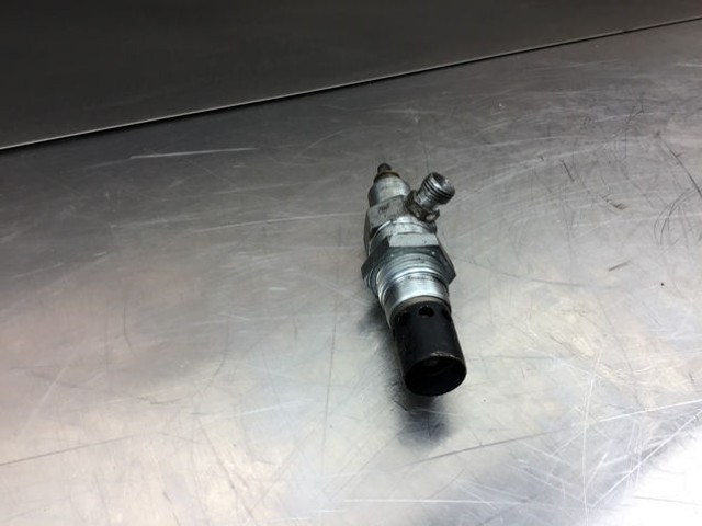 Liebherr Flame Glow Plug - Kütusepump: pilt 3 Liebherr Flame Glow Plug - Kütusepump: pilt 3