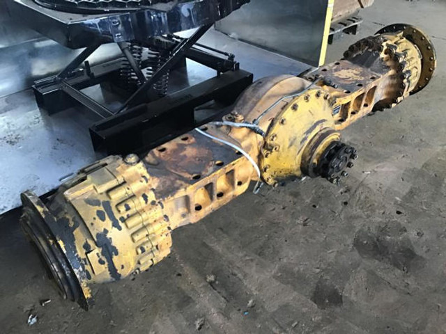 Liebherr Front Axle - Esitelg: pilt 2 Liebherr Front Axle - Esitelg: pilt 2
