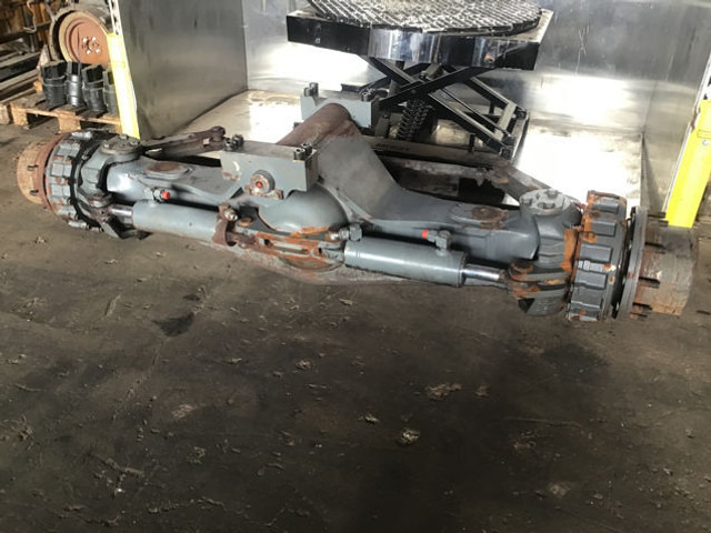 Liebherr Front Axle - Esitelg: pilt 1 Liebherr Front Axle - Esitelg: pilt 1