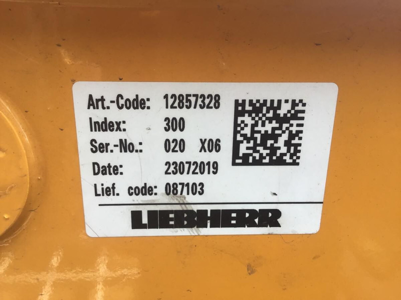 Liebherr Fuel Tank - Kütusepaak: pilt 2 Liebherr Fuel Tank - Kütusepaak: pilt 2