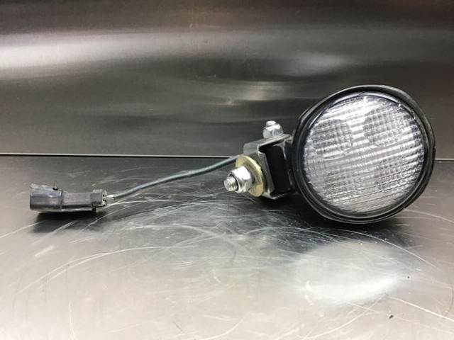 Liebherr Head Light - Esituled: pilt 1 Liebherr Head Light - Esituled: pilt 1