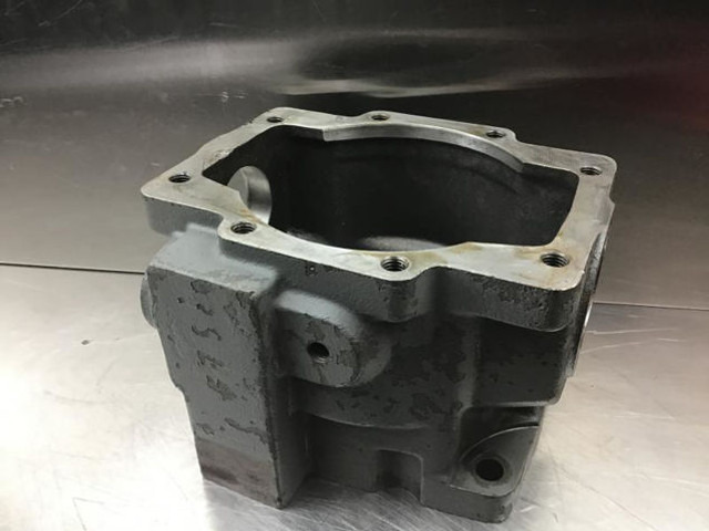 Liebherr Housing LPVD107 - Mootoripadi: pilt 1 Liebherr Housing LPVD107 - Mootoripadi: pilt 1