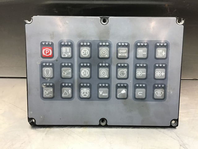 Liebherr Keyboard - Armatuurlaud: pilt 1 Liebherr Keyboard - Armatuurlaud: pilt 1