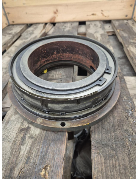 Liebherr - Pidurikettad: pilt 2 Liebherr - Pidurikettad: pilt 2