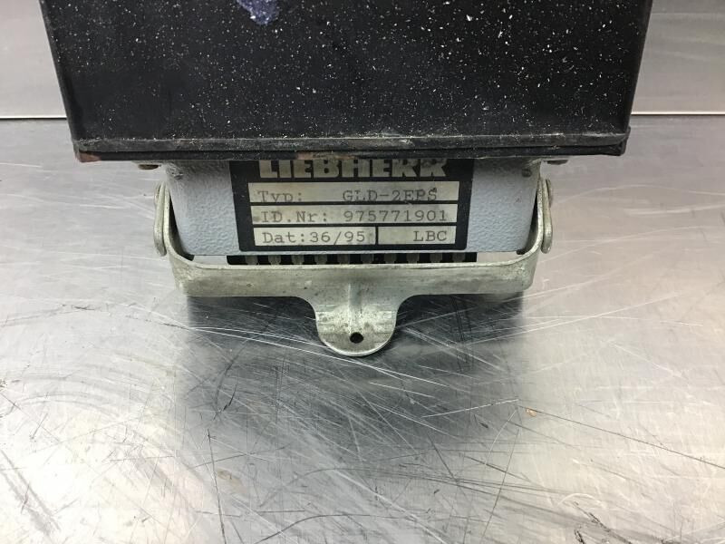 Liebherr Maxiumum Load Relay - Mootori juhtimisseade: pilt 3 Liebherr Maxiumum Load Relay - Mootori juhtimisseade: pilt 3