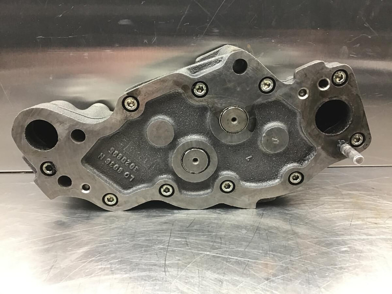 Liebherr Oil Pump - Õlipump: pilt 3 Liebherr Oil Pump - Õlipump: pilt 3