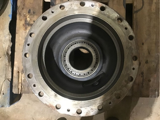 Liebherr Output Shaft Housing - Rumm: pilt 3 Liebherr Output Shaft Housing - Rumm: pilt 3