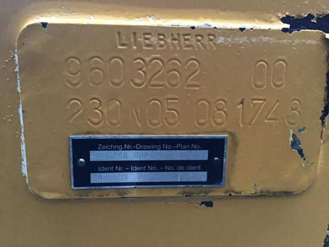Liebherr R317 Li / R317 Li TCD - Pealisehitus ja välispind: pilt 3 Liebherr R317 Li / R317 Li TCD - Pealisehitus ja välispind: pilt 3