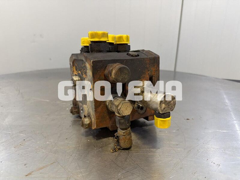 Liebherr R922 / R926 K-LC / R946 LC / R946 LC-V / R946 NLC / R922 Li / R922 LC / R922 ENGINE LIEBHERR / R926 LC / R920 / R920 LC / R920 N - Hüdraulika: pilt 3 Liebherr R922 / R926 K-LC / R946 LC / R946 LC-V / R946 NLC / R922 Li / R922 LC / R922 ENGINE LIEBHERR / R926 LC / R920 / R920 LC / R920 N - Hüdraulika: pilt 3