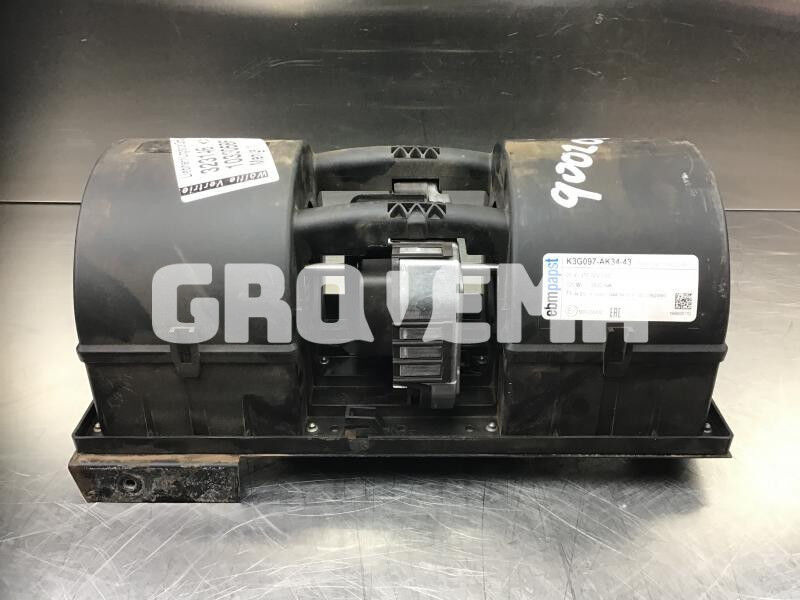 Liebherr R946 LC / R946 NLC / R956 / R976 / R926 LC / R920 / R920 LC - Salongiventilaator: pilt 1 Liebherr R946 LC / R946 NLC / R956 / R976 / R926 LC / R920 / R920 LC - Salongiventilaator: pilt 1