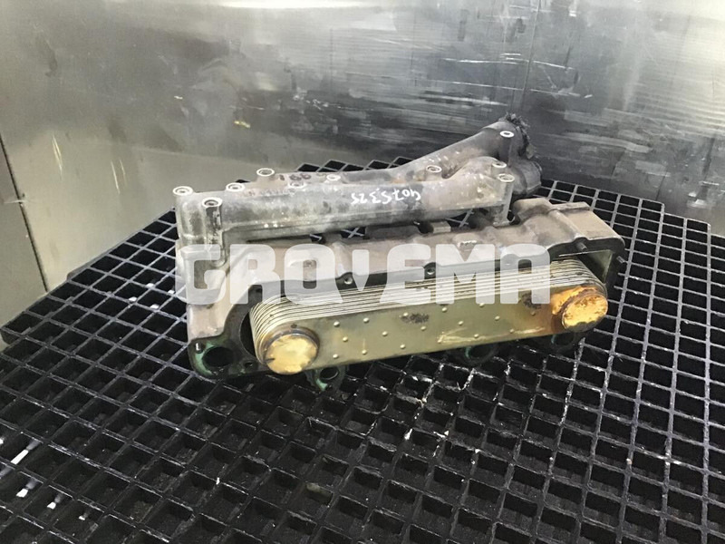 Liebherr R974B / R974 / R974 Li / R974 HD - Õlijahuti: pilt 3 Liebherr R974B / R974 / R974 Li / R974 HD - Õlijahuti: pilt 3