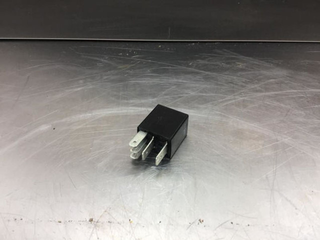 Liebherr Relay - Relee: pilt 4 Liebherr Relay - Relee: pilt 4