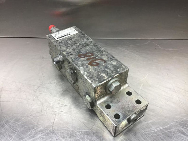 Liebherr Safety Valve - Klapp: pilt 1 Liebherr Safety Valve - Klapp: pilt 1