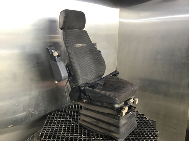Liebherr Seating - Iste: pilt 2 Liebherr Seating - Iste: pilt 2