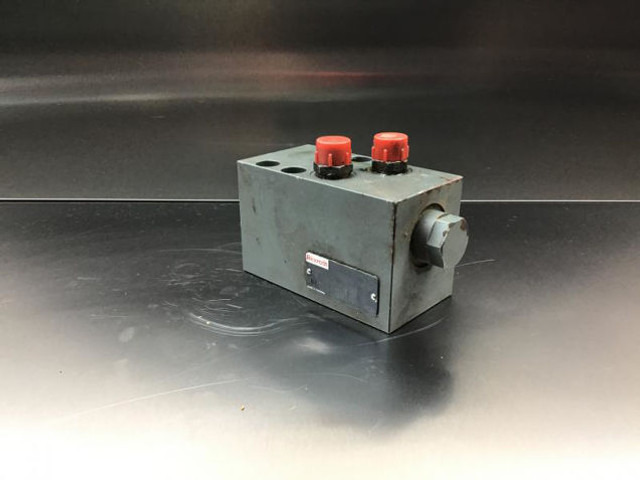 Liebherr Valve - Mootor ja varuosad: pilt 3 Liebherr Valve - Mootor ja varuosad: pilt 3