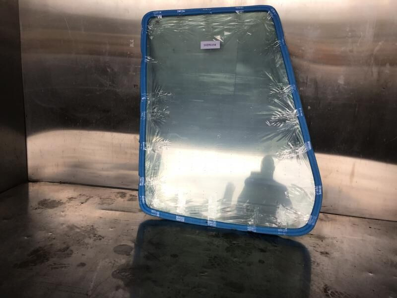 Liebherr Window Glass - Aken ja varuosad: pilt 3 Liebherr Window Glass - Aken ja varuosad: pilt 3