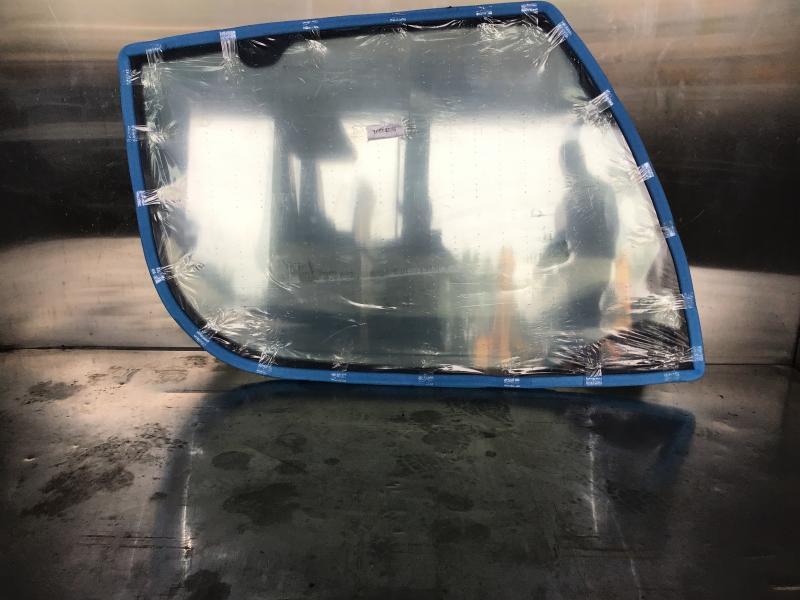 Liebherr Window Glass - Aken ja varuosad - Ehitusmasinad: pilt 1 Liebherr Window Glass - Aken ja varuosad - Ehitusmasinad: pilt 1
