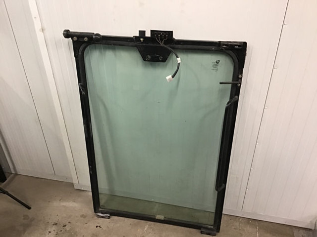 Aken ja varuosad Liebherr Window Glass: pilt 1