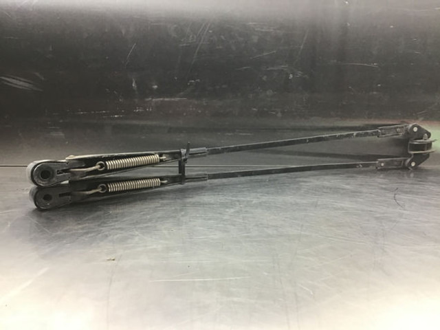 Liebherr Wiper Arm - Klaasipuhasti: pilt 3 Liebherr Wiper Arm - Klaasipuhasti: pilt 3