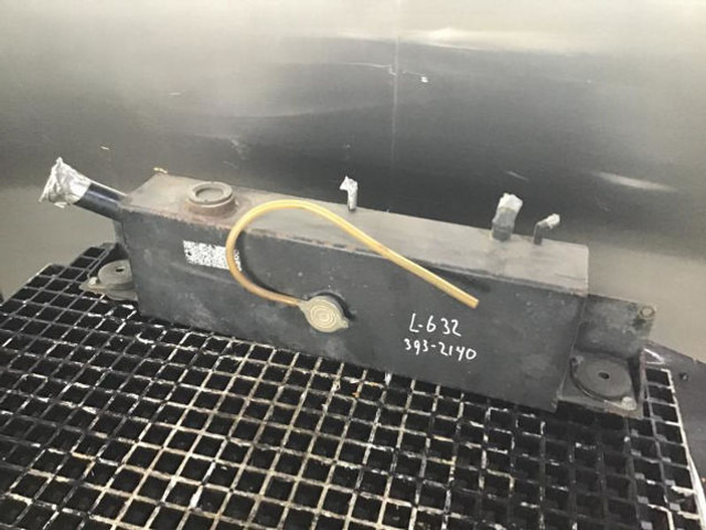 Varuosa Liebherr Equalizing Reservoir: pilt 10