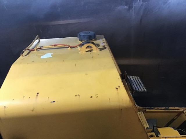 Varuosa Liebherr Fuel Tank: pilt 13