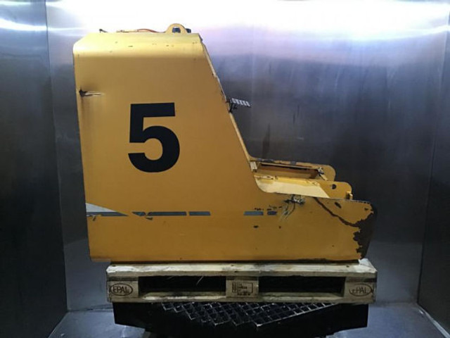 Varuosa Liebherr Fuel Tank: pilt 9