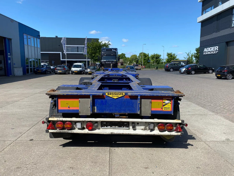 Broshuis 2Connect 2AKCC / 4 Axles / 3x Steering Axle / 2x Lift Axle - Konteinerveduk/ Tõstukiga poolhaagis: pilt 2 Broshuis 2Connect 2AKCC / 4 Axles / 3x Steering Axle / 2x Lift Axle - Konteinerveduk/ Tõstukiga poolhaagis: pilt 2