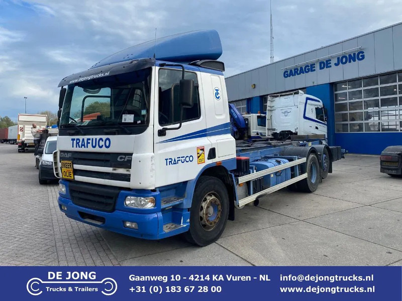 DAF CF 75.310 / Manual / Euro 3 - Kabiinišassiiga veoauto: pilt 1 DAF CF 75.310 / Manual / Euro 3 - Kabiinišassiiga veoauto: pilt 1