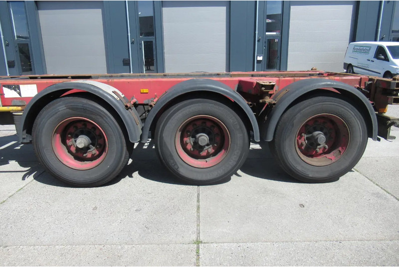 Renders Container Chassis / Extendable on rear / BPW + drum - Konteinerveduk/ Tõstukiga poolhaagis: pilt 5 Renders Container Chassis / Extendable on rear / BPW + drum - Konteinerveduk/ Tõstukiga poolhaagis: pilt 5