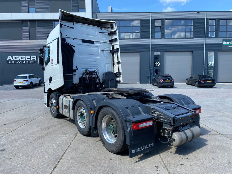 Renault T520 Comfort / 6x2/4 / Steering Axle / Hub Reduction / 290.235 km - Sadulveok: pilt 4 Renault T520 Comfort / 6x2/4 / Steering Axle / Hub Reduction / 290.235 km - Sadulveok: pilt 4