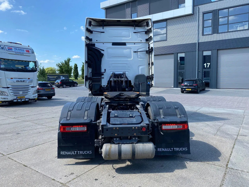 Renault T520 Comfort / 6x2/4 / Steering Axle / Hub Reduction / 290.235 km - Sadulveok: pilt 5 Renault T520 Comfort / 6x2/4 / Steering Axle / Hub Reduction / 290.235 km - Sadulveok: pilt 5