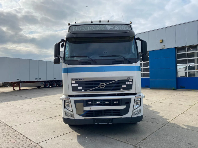 Volvo FH 12.420 6X2 / Steering Axle / 2x Tank / Euro 5 - Sadulveok: pilt 2 Volvo FH 12.420 6X2 / Steering Axle / 2x Tank / Euro 5 - Sadulveok: pilt 2