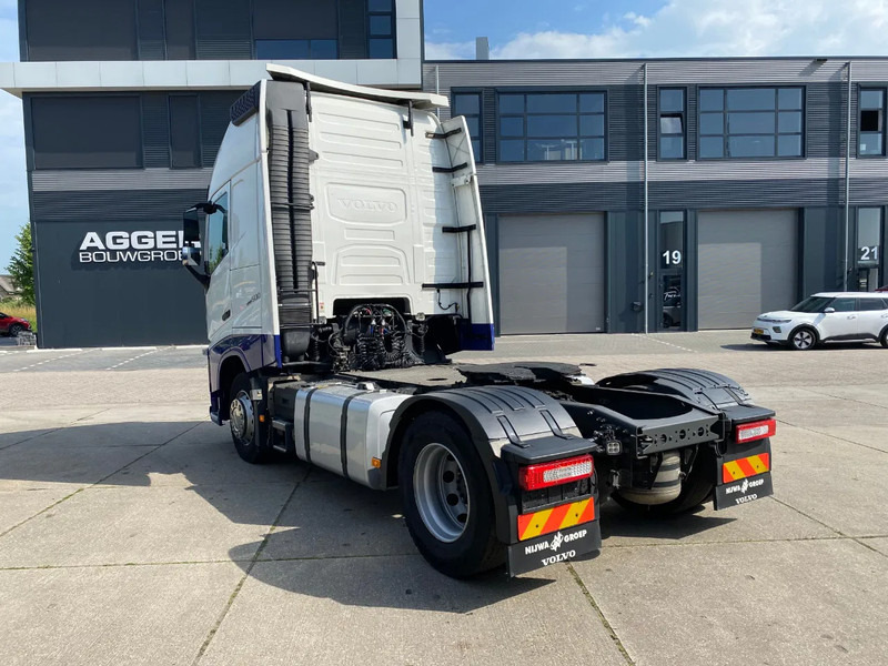 Volvo FH 13.500 Globetrotter XL / I-parkCool / 2x Tank - Sadulveok: pilt 4 Volvo FH 13.500 Globetrotter XL / I-parkCool / 2x Tank - Sadulveok: pilt 4