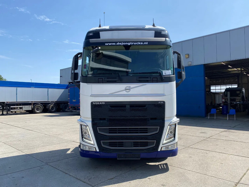 Volvo FH 13.500 Globetrotter XL / I-parkCool / 2x Tank - Sadulveok: pilt 2 Volvo FH 13.500 Globetrotter XL / I-parkCool / 2x Tank - Sadulveok: pilt 2