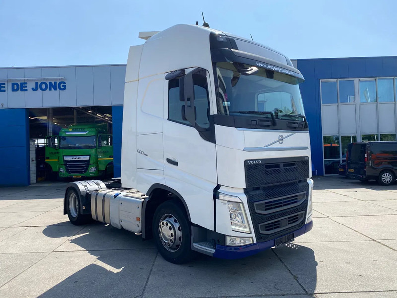 Volvo FH 13.500 Globetrotter XL / I-parkCool / 2x Tank - Sadulveok: pilt 3 Volvo FH 13.500 Globetrotter XL / I-parkCool / 2x Tank - Sadulveok: pilt 3